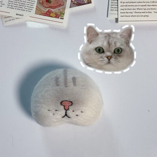 Cat Whisker Collector Fridge Magnet – Cute Handmade Cat Face Magnet for Storing Pet Whiskers & Home Décor