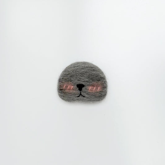 Cat Whisker Collector Fridge Magnet – Cute Handmade Cat Face Magnet for Storing Pet Whiskers & Home Décor